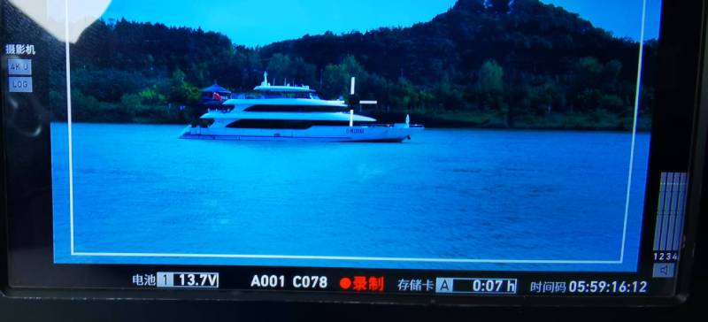 成都宣傳片拍攝公司借鑒舞臺(tái)劇幕：多景別切換營(yíng)造戲劇張力